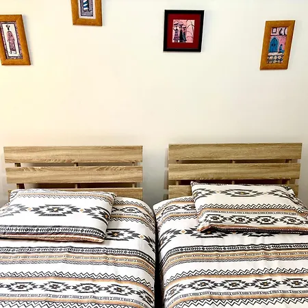 Seaside Apartament *